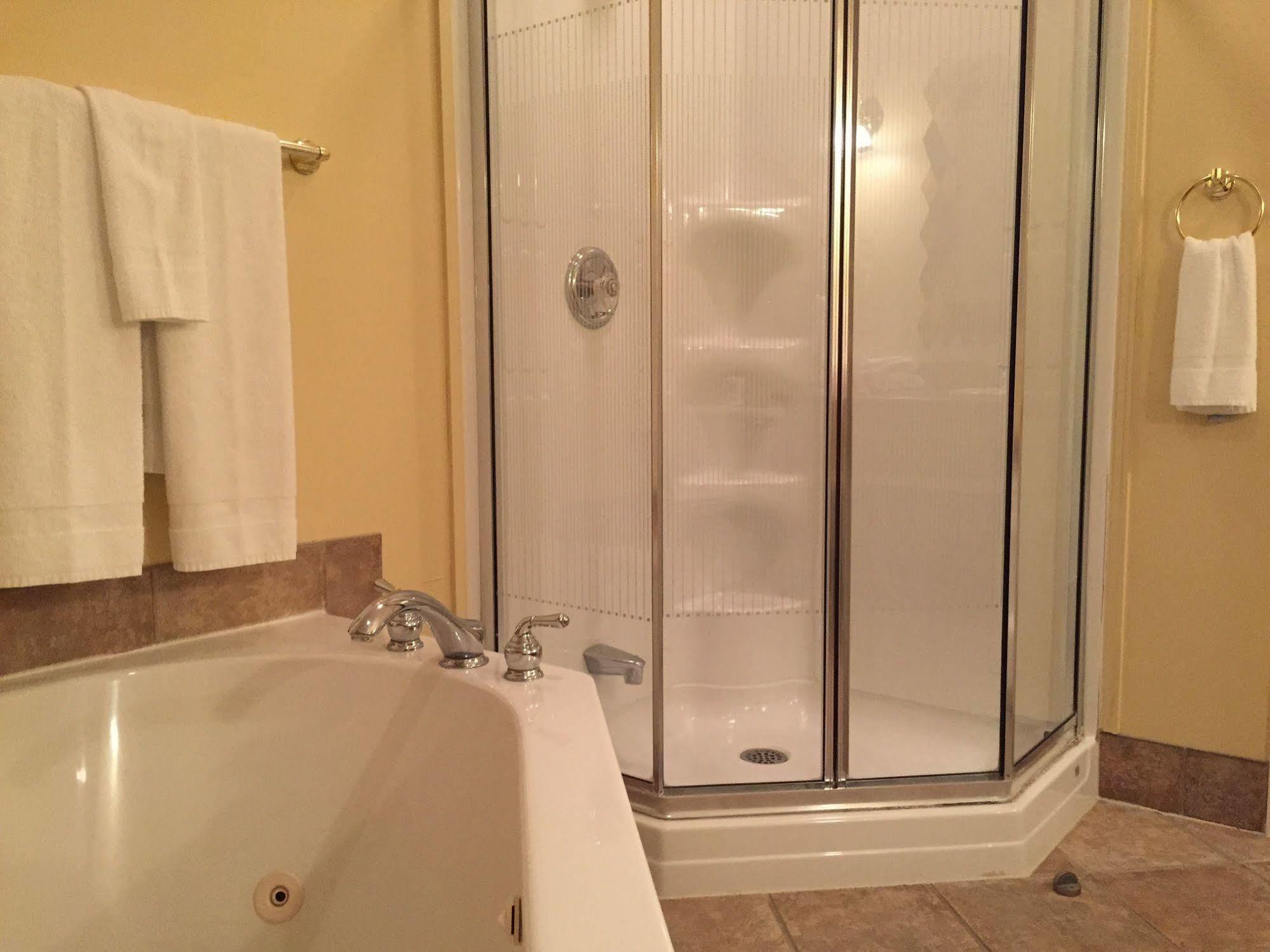 סטראטפורד The Annex Room Suites מראה חיצוני תמונה